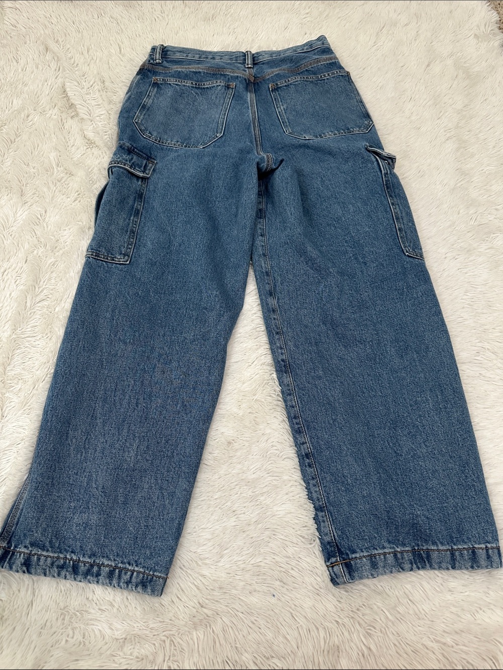 H&M Wide-Leg Flare Cargo Jeans in Blue - Picture 2 of 4